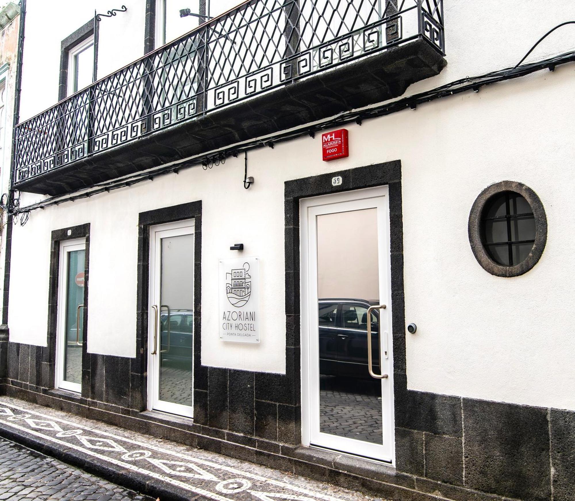 Azoriani City Hostel Ponta Delgada Kültér fotó